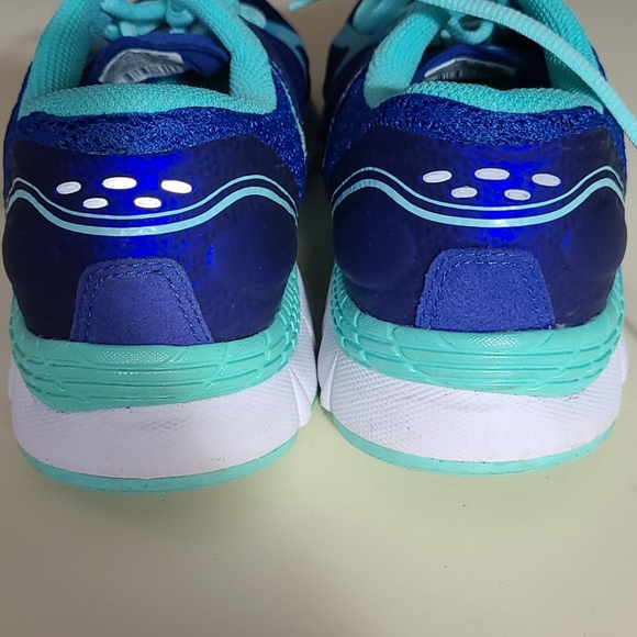 Brand New Sneakers - Picture 8 of 9